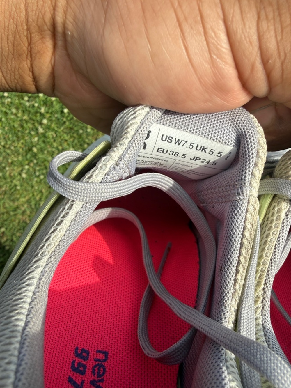 ON RUNNING On Cloudswift Women Sz 7.5 Running Shoes Gray/Mint - Picture 5 of 5